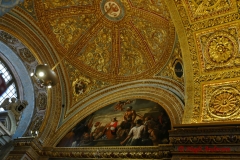 Inside St. John's in Valletta with new Gold Laef