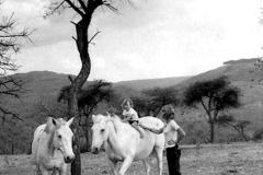 20on our neighbours parched farm, Songhor B+W